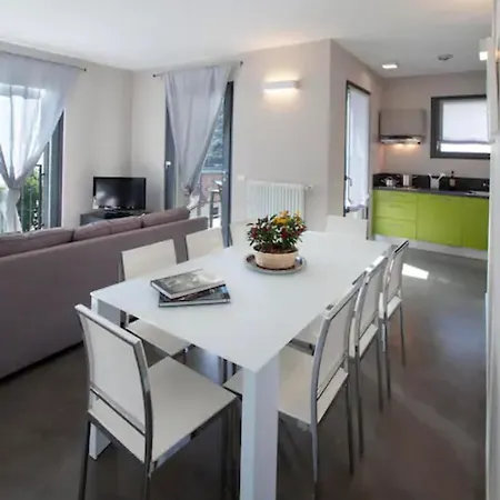 Apartment Golfo Comacina *