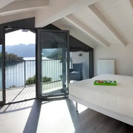Apartment Golfo Comacina Ossuccio