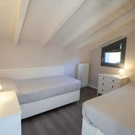 Golfo Comacina Apartment Ossuccio